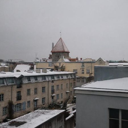 Tallinn City Apartments - 2 Bedroom On Old Town Main Street Viru Esterno foto